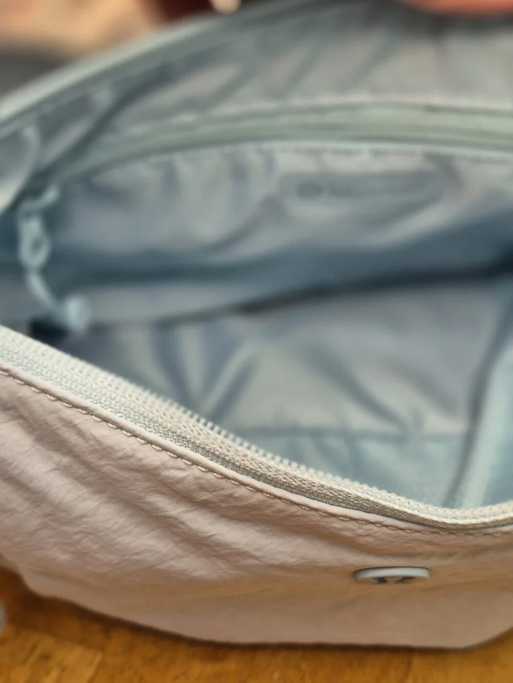 Lululemon Foam Cloud Blue Crossbody Slouchy Sling Bag 6L